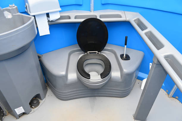 Best Portable restroom trailer rental  in Pocahontas, IA